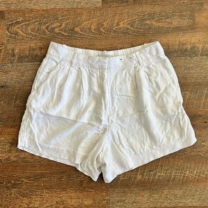 Abercrombie & Fitch High Waist White Shorts
